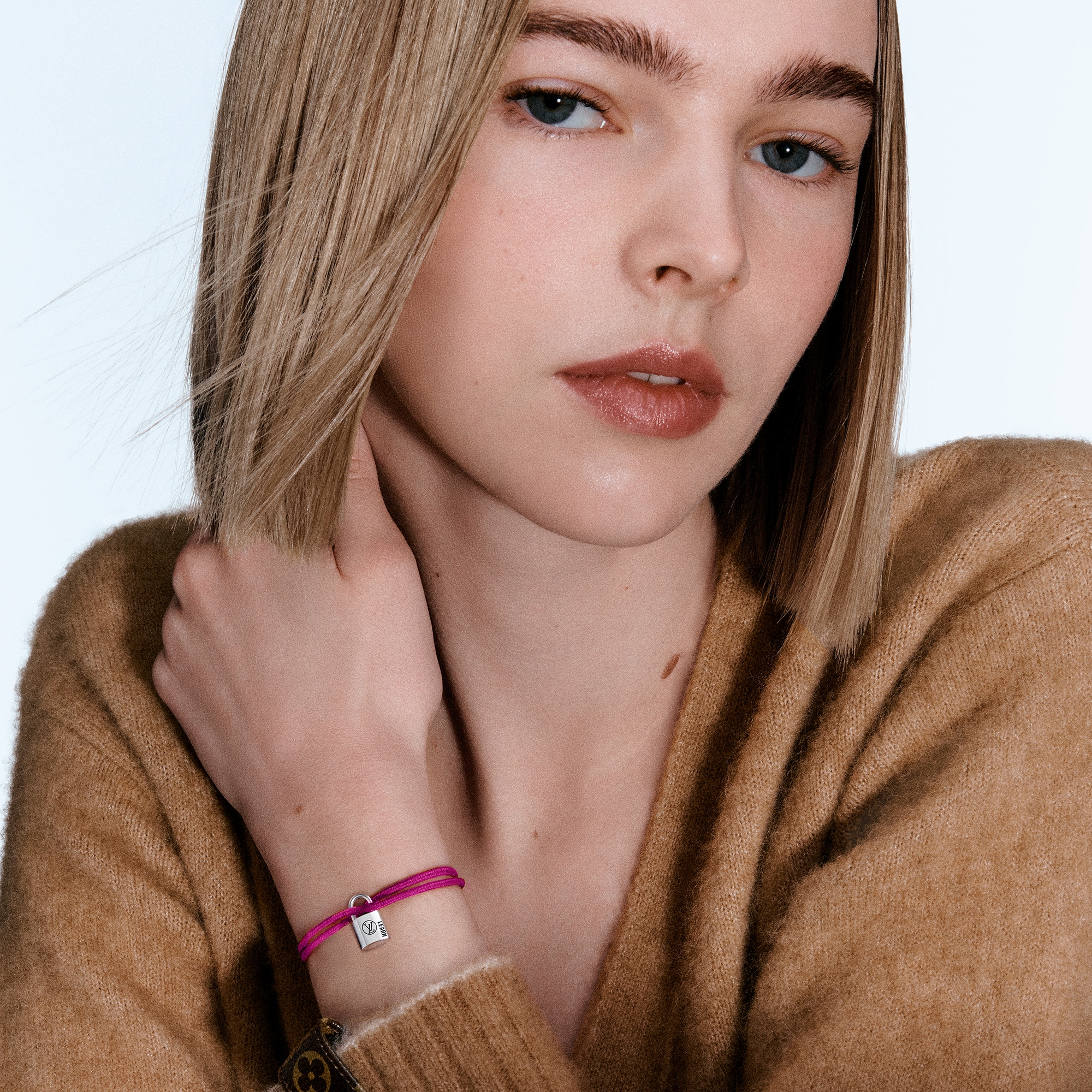 Pulsera Silver Lockit en plata de ley y laca negra con cordón de poliéster rosa  Joyería Categorías Pulseras | LOUIS VUITTON (Zoom de producto)