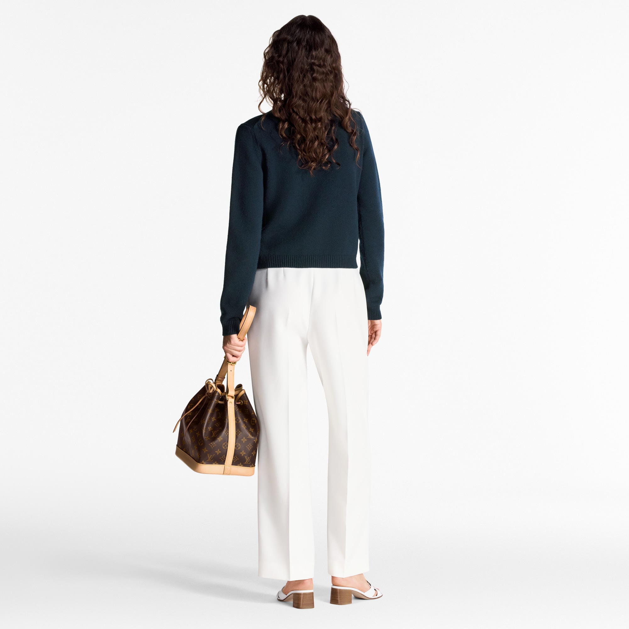 Rebeca con bolsillos en tejido de rizo  Mujer Prêt-à-Porter Artículos de punto | LOUIS VUITTON (Zoom de producto)