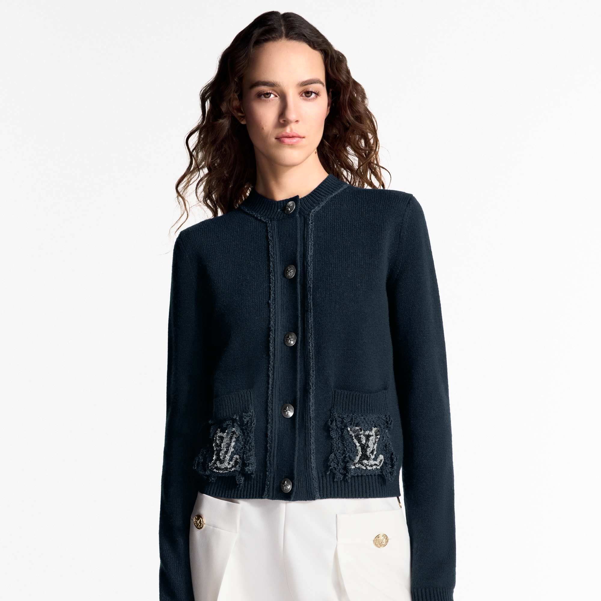 Rebeca con bolsillos en tejido de rizo  Mujer Prêt-à-Porter Artículos de punto | LOUIS VUITTON (Zoom de producto)