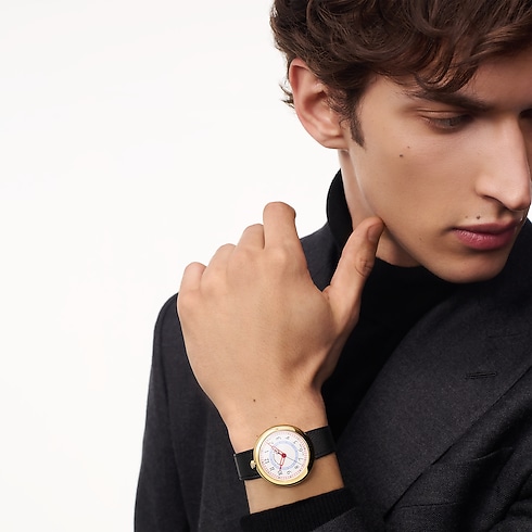 Reloj automático Louis Vuitton Monterey de 39 mm en oro amarillo Relojería Todos los relojes } | LOUIS VUITTON (Zoom de producto)