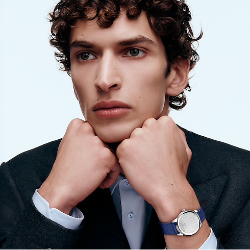 Reloj automático Tambour Convergence de 37 mm de platino y diamantes Relojería Todos los relojes } | LOUIS VUITTON (Zoom de producto)