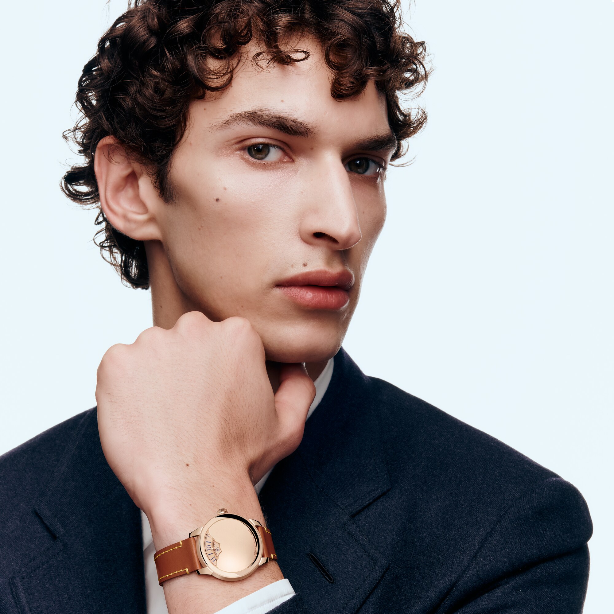 Reloj automático Tambour Convergence de 37 mm en oro rosa  Relojería Todos los relojes } | LOUIS VUITTON (Zoom de producto)