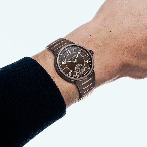 Reloj automático Tambour de 40 mm en cerámica y oro rosa Relojería Todos los relojes } | LOUIS VUITTON (Zoom de producto)