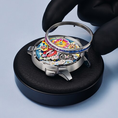 Reloj automático Tambour Taiko Arty Automata de 42 mm en oro blanco Relojería Todos los relojes } | LOUIS VUITTON