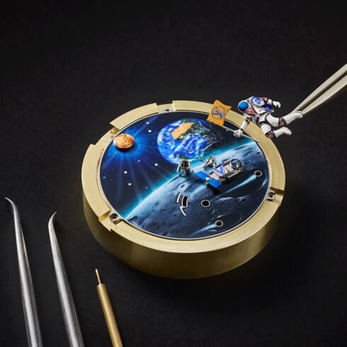 Reloj manual Tambour Taiko Galactique de 46,7 mm en titanio y oro blanco Relojería Todos los relojes } | LOUIS VUITTON