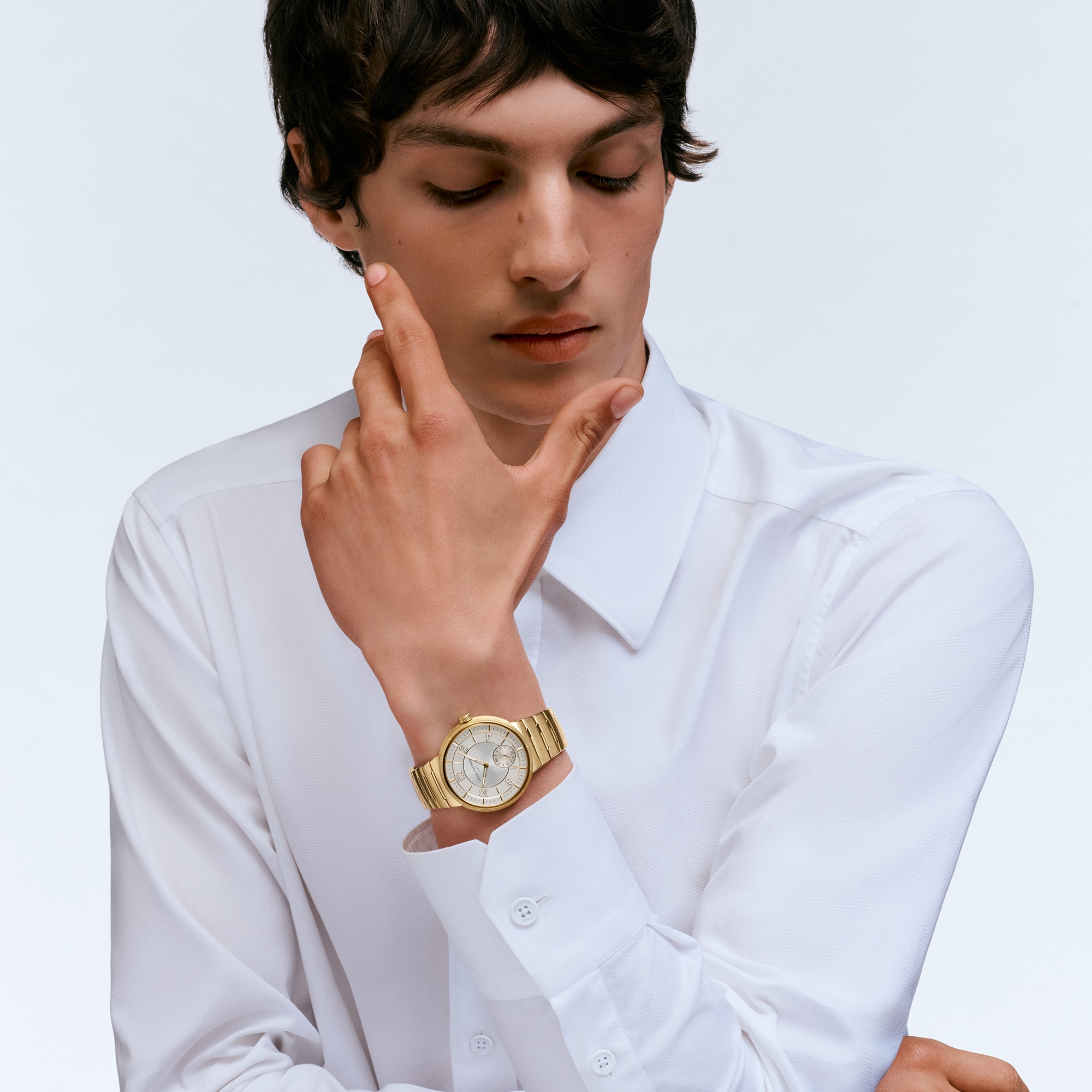 Reloj Tambour, automático, 40 mm, oro amarillo  Relojería Todos los relojes } | LOUIS VUITTON (Zoom de producto)