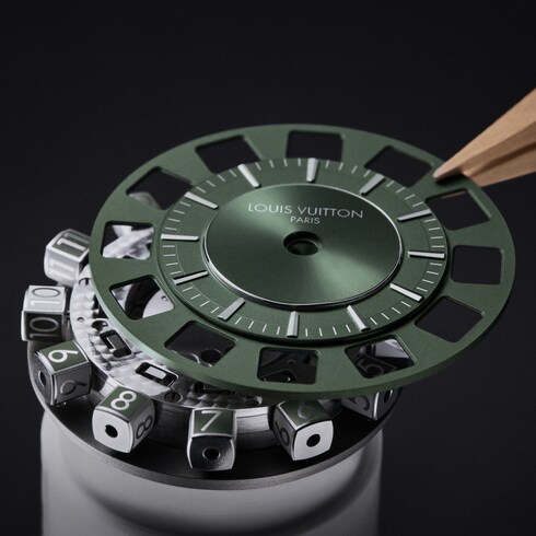 Reloj Tambour Spin Time, automático, 39,5 mm, oro blanco Relojería Todos los relojes } | LOUIS VUITTON