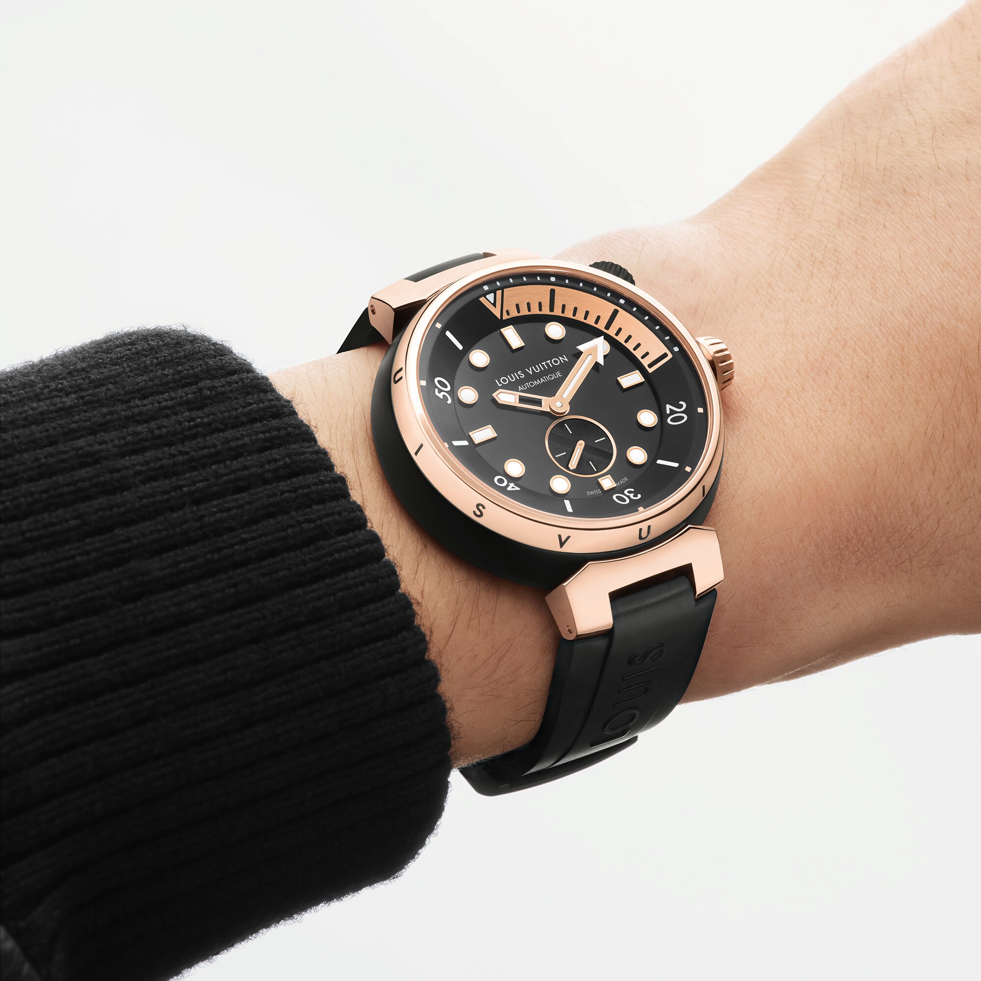 Reloj Tambour Street Diver, automático, 44 mm, acero y oro rosa  Relojería Todos los relojes } | LOUIS VUITTON (Zoom de producto)