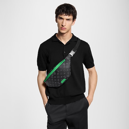 Riñonera Discovery Monogram Eclipse Bolsos y pequeña marroquinería Bolso de hombre Novedades | LOUIS VUITTON (Zoom de producto)