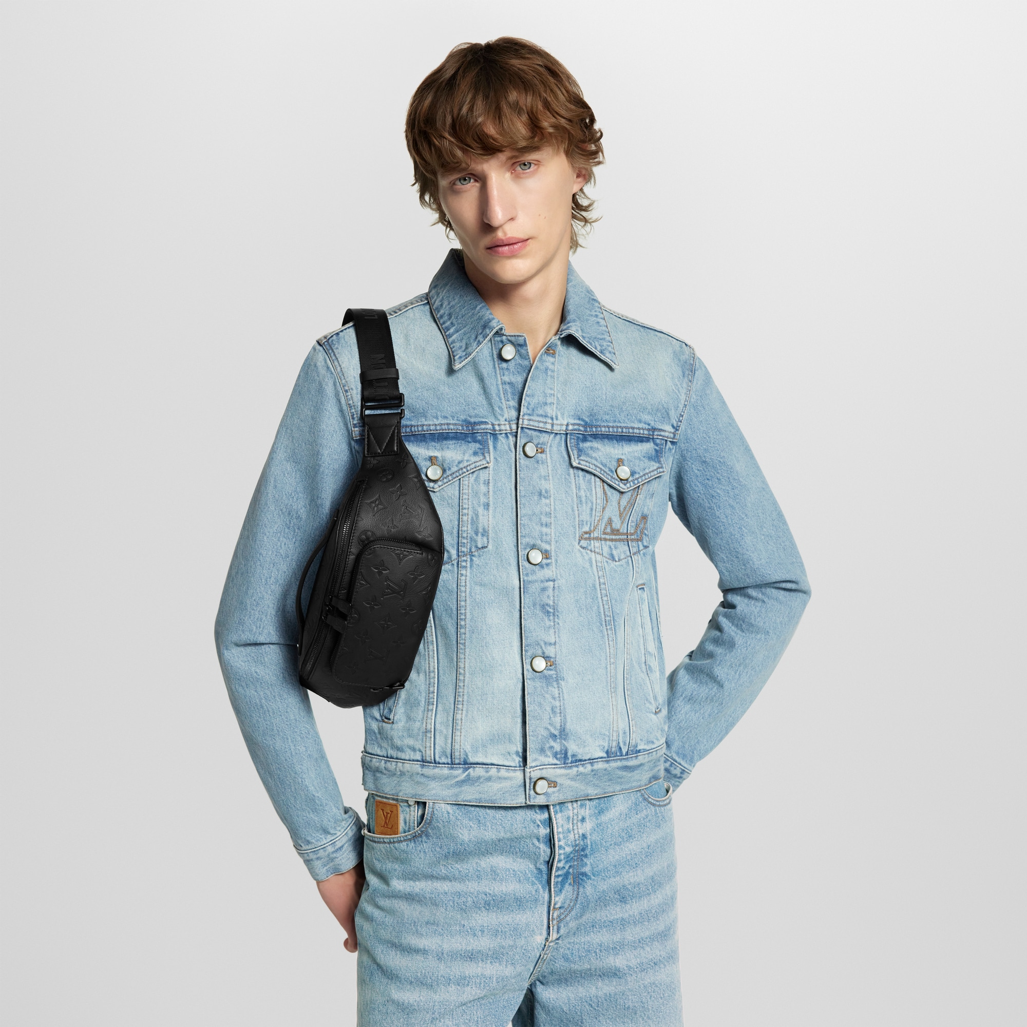 Riñonera Rush Monogram Shadow Hombre Bolsos Todas las colecciones | LOUIS VUITTON (Zoom de producto)