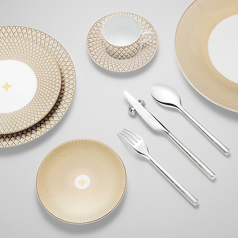 Set de 2 platos de presentación Splendor Baúles, Viaje y Hogar Hogar y Decoración de mesa Decoración de mesa | LOUIS VUITTON (Zoom de producto)