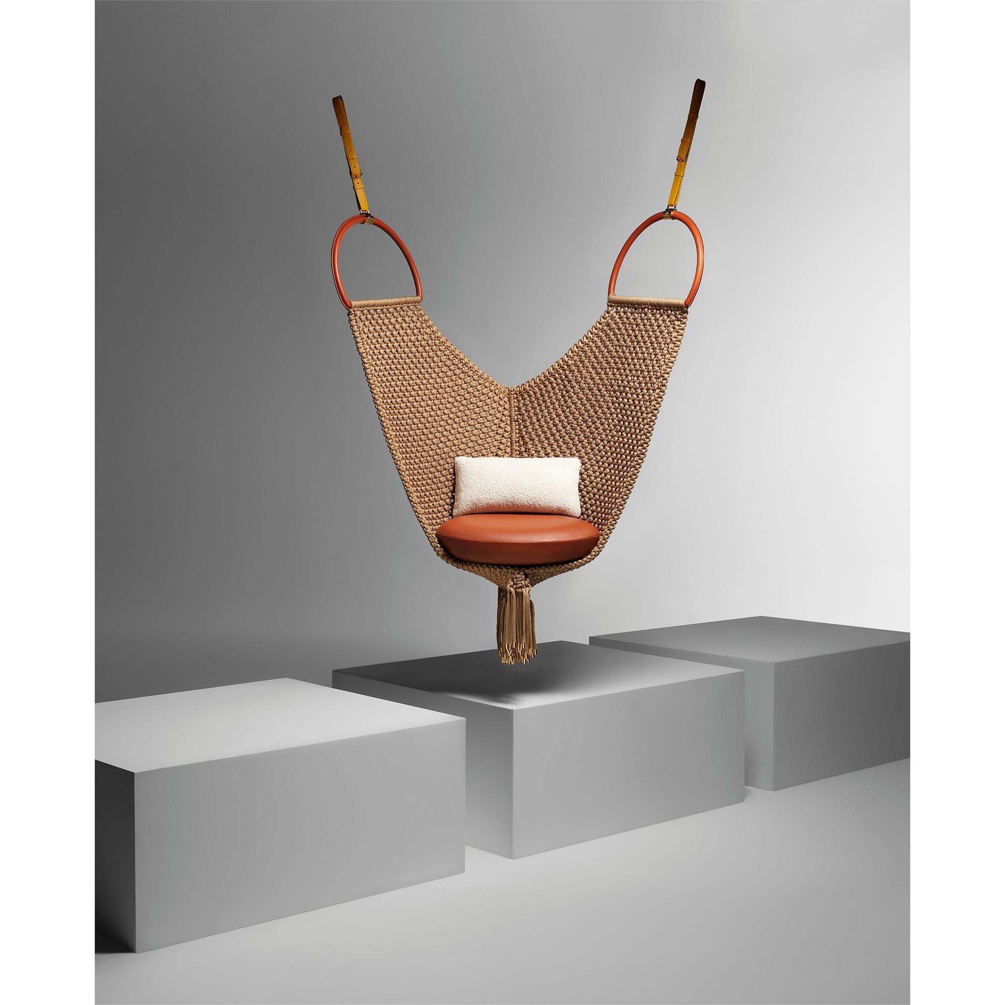 Silla Swing de Patricia Urquiola  Baúles, Viaje y Hogar Hogar y Decoración de mesa Muebles | LOUIS VUITTON (Zoom de producto)