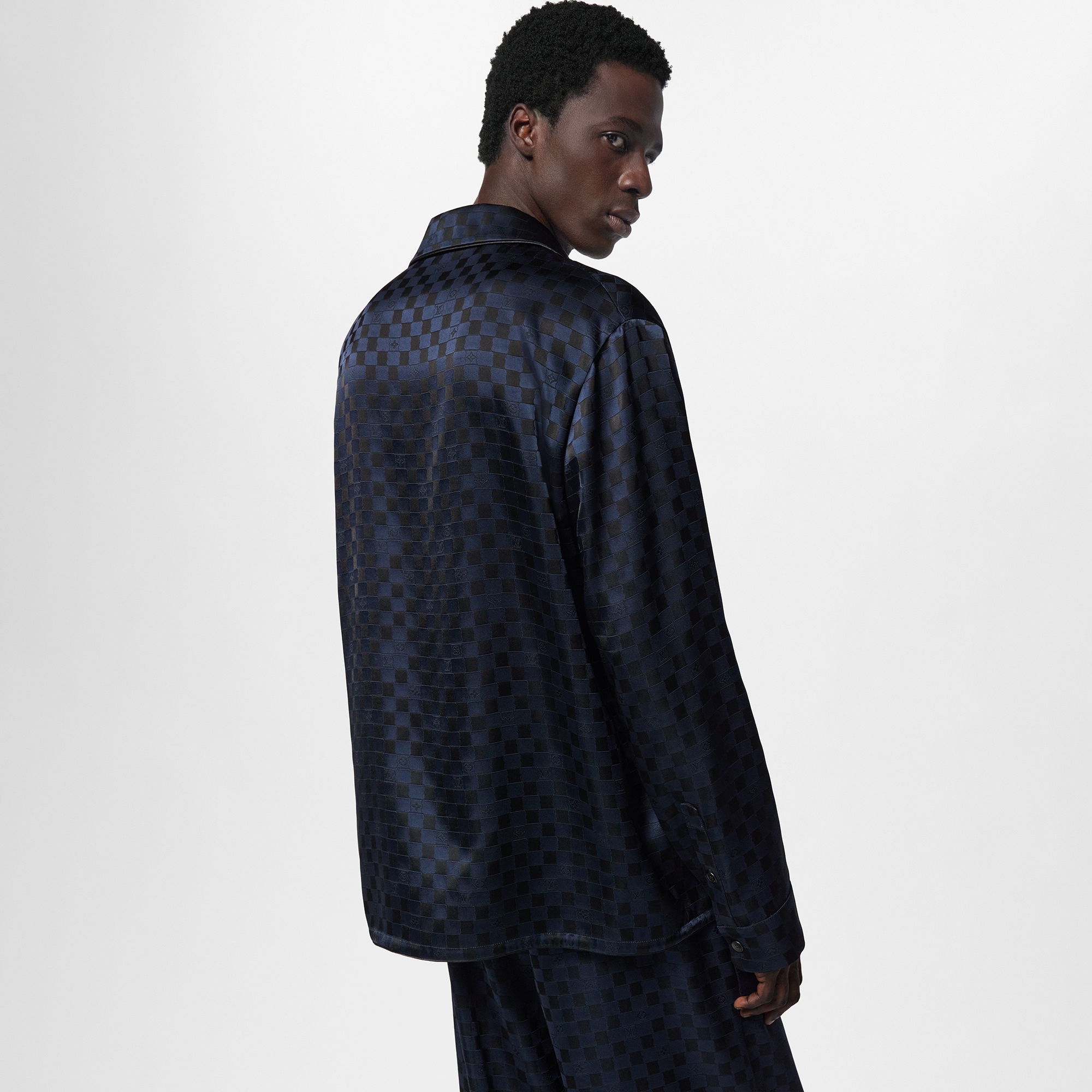 Sobrecamisa de manga larga en mezcla de seda  Hombre Prêt-à-Porter Camisas | LOUIS VUITTON (Zoom de producto)