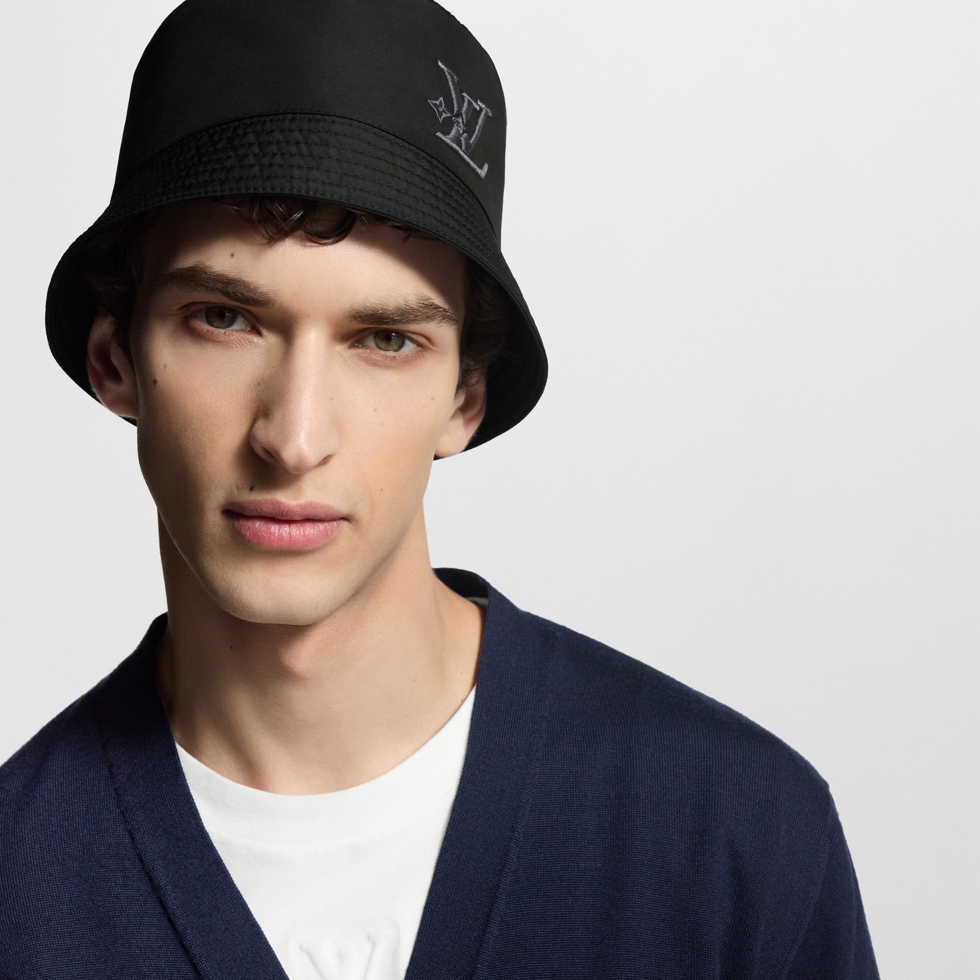 Sombrero bucket LV Smash Rain S00 Hombre Accesorios Sombreros, Gorros y Guantes | LOUIS VUITTON (Zoom de producto)