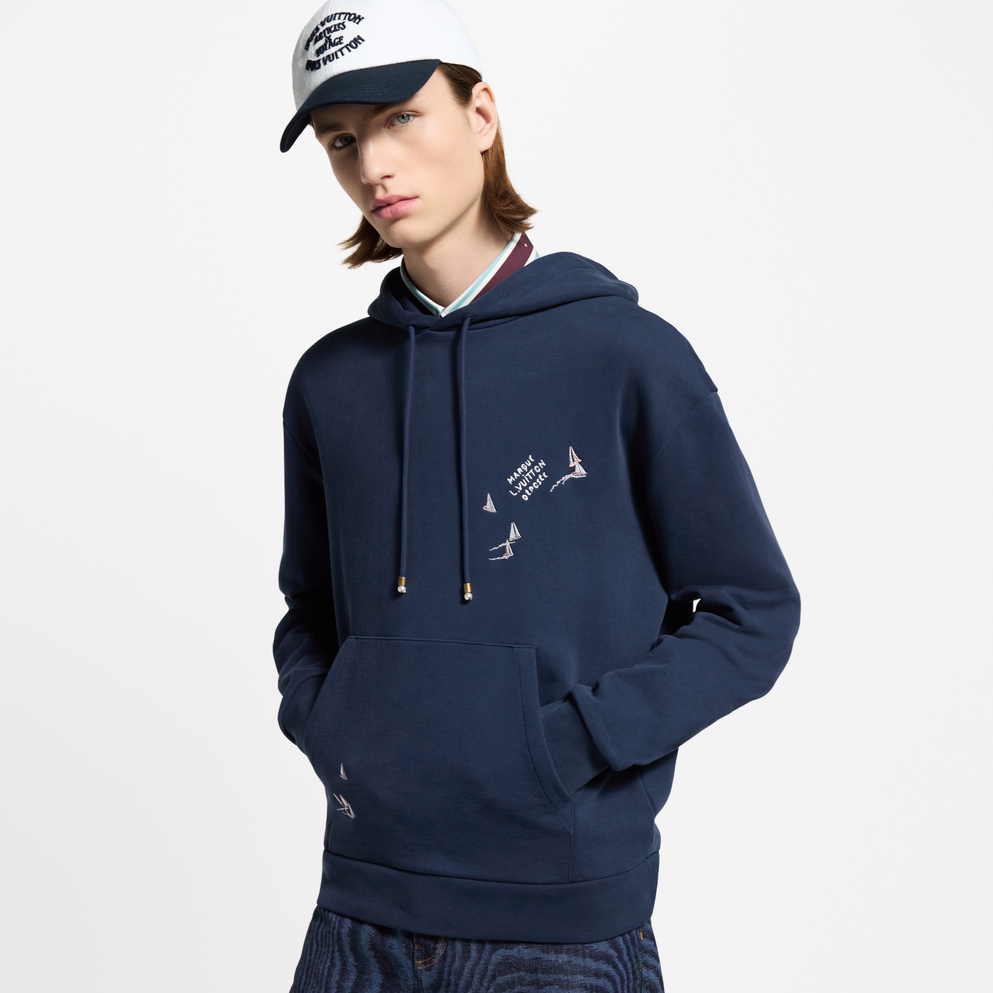 Sudadera bordada con capucha  Hombre Prêt-à-Porter Punto y sudaderas | LOUIS VUITTON (Zoom de producto)