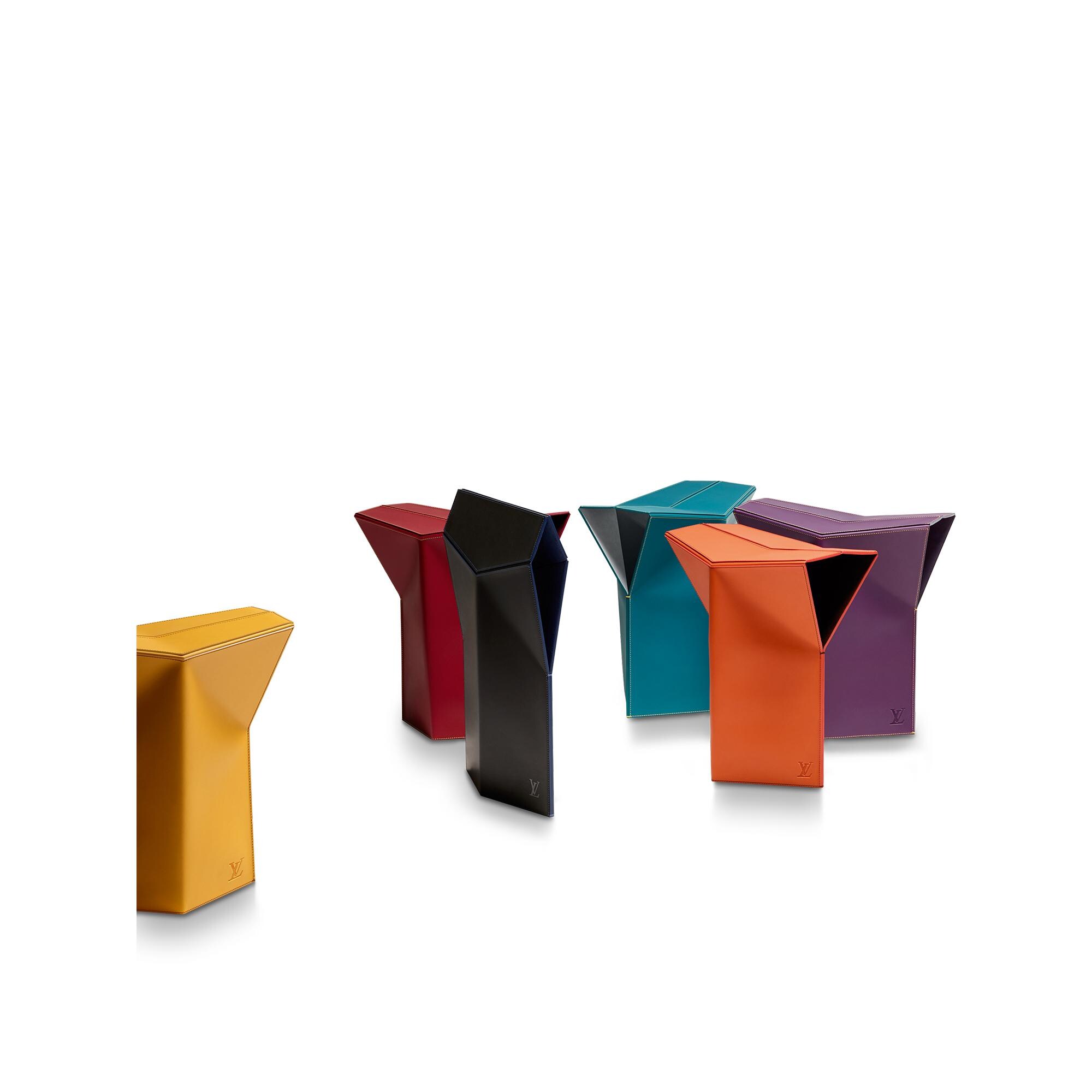 Taburete de Atelier Oï  Baúles, Viaje y Hogar Hogar y Decoración de mesa Muebles | LOUIS VUITTON (Zoom de producto)