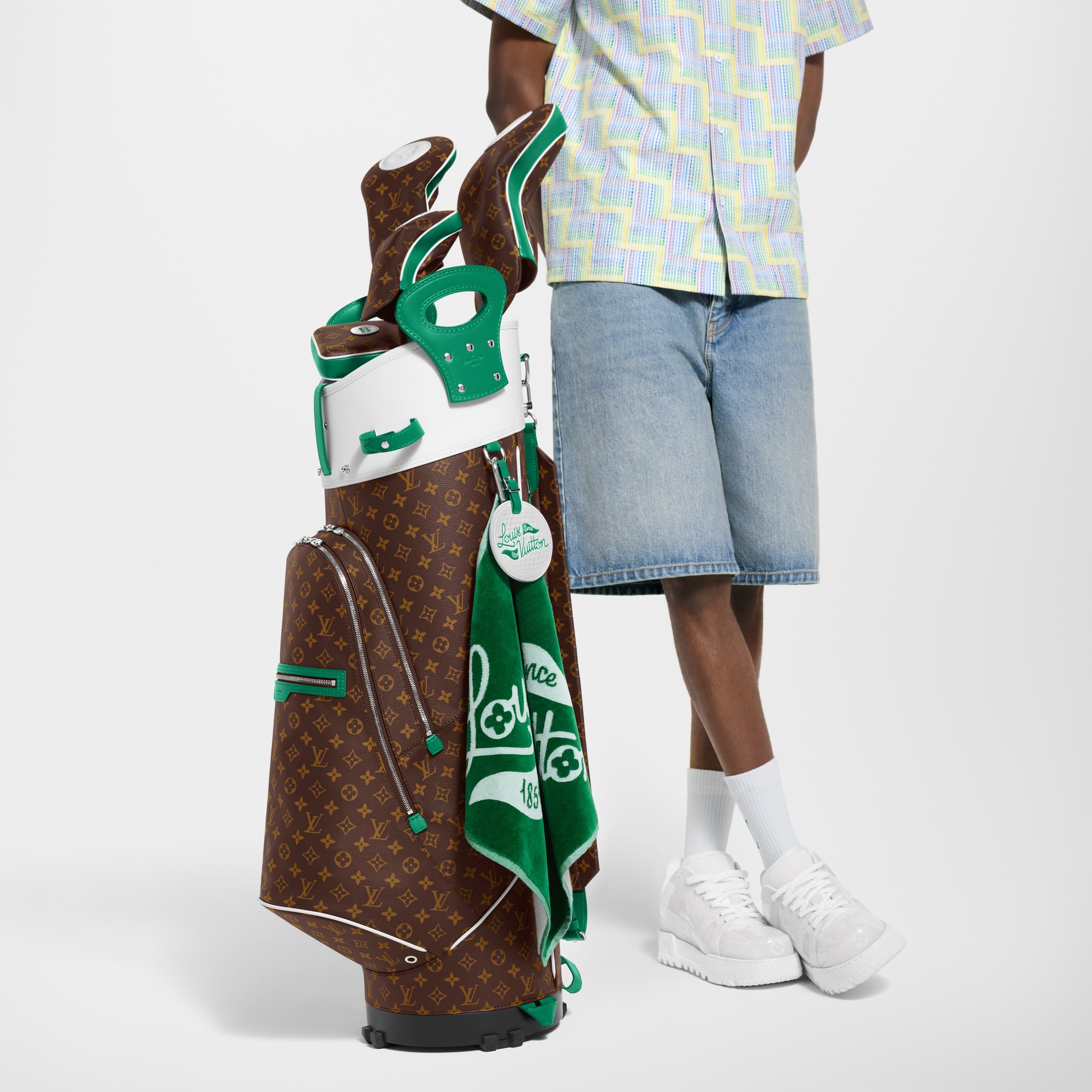Toalla de golf S00 Baúles, Viaje y Hogar Deportes y juegos } | LOUIS VUITTON (Zoom de producto)