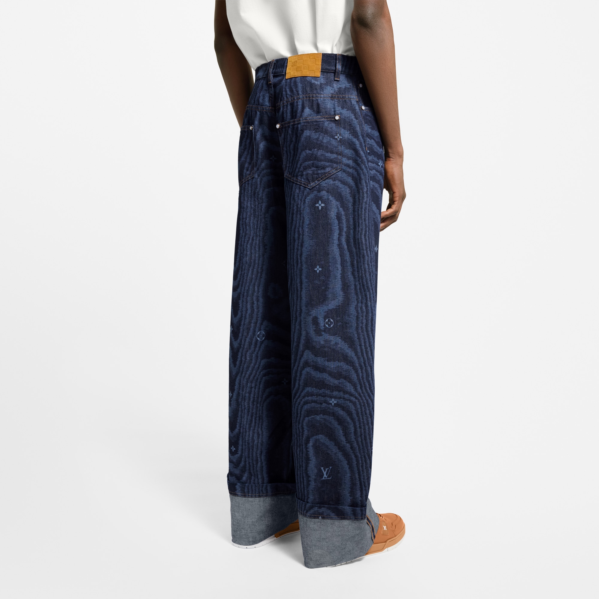 Vaqueros de estilo skater con vuelta  Hombre Prêt-à-Porter Denim | LOUIS VUITTON (Zoom de producto)