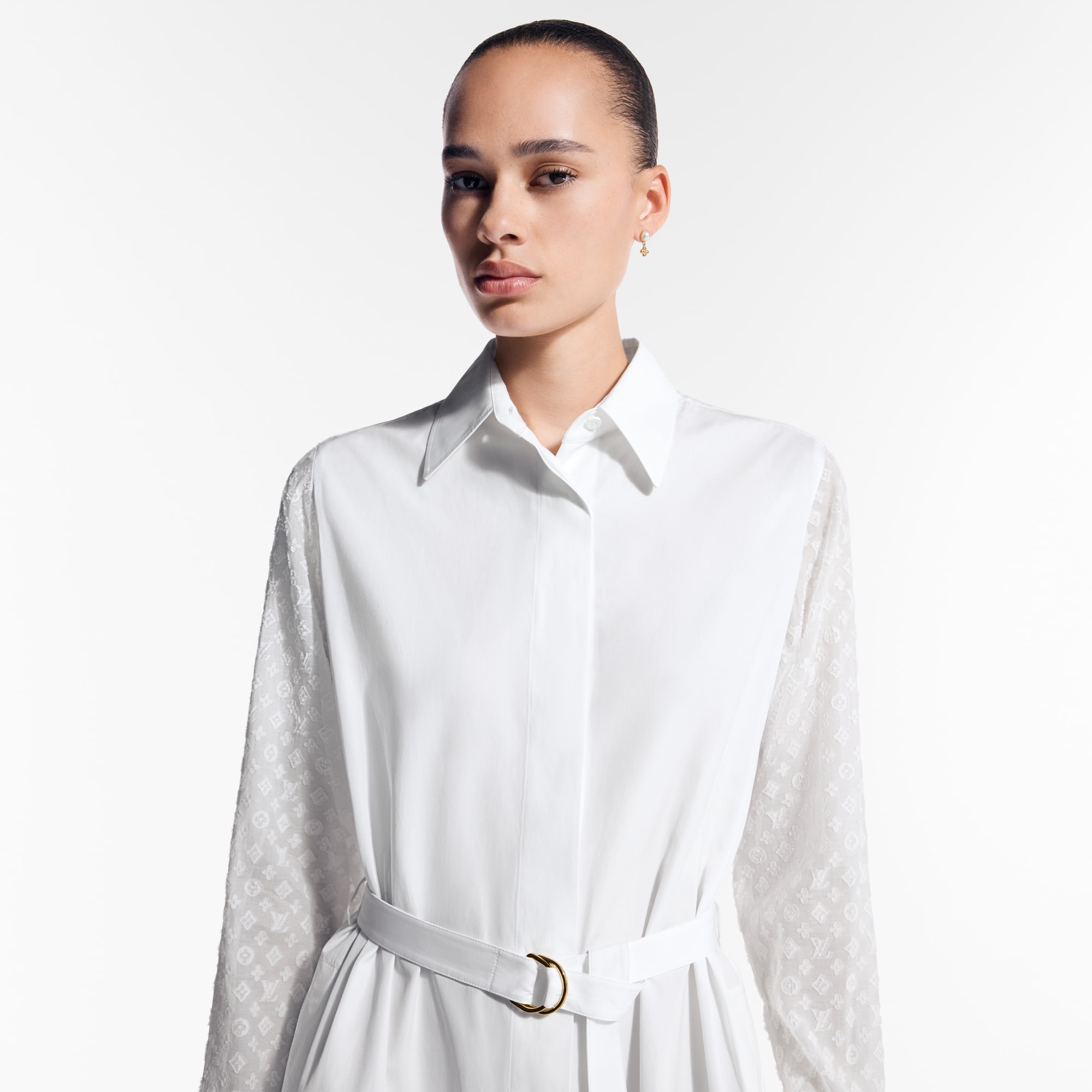 Vestido camisero con detalle Monogram  Mujer Prêt-à-Porter Vestidos | LOUIS VUITTON (Zoom de producto)