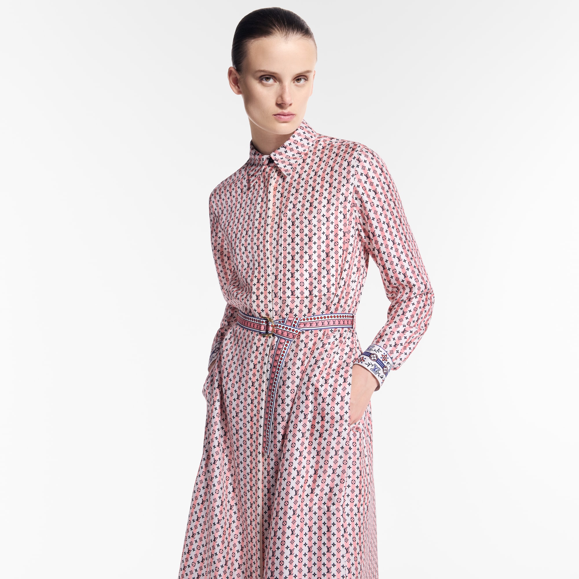 Vestido camisero con estampado de fular  Mujer Prêt-à-Porter Vestidos | LOUIS VUITTON (Zoom de producto)