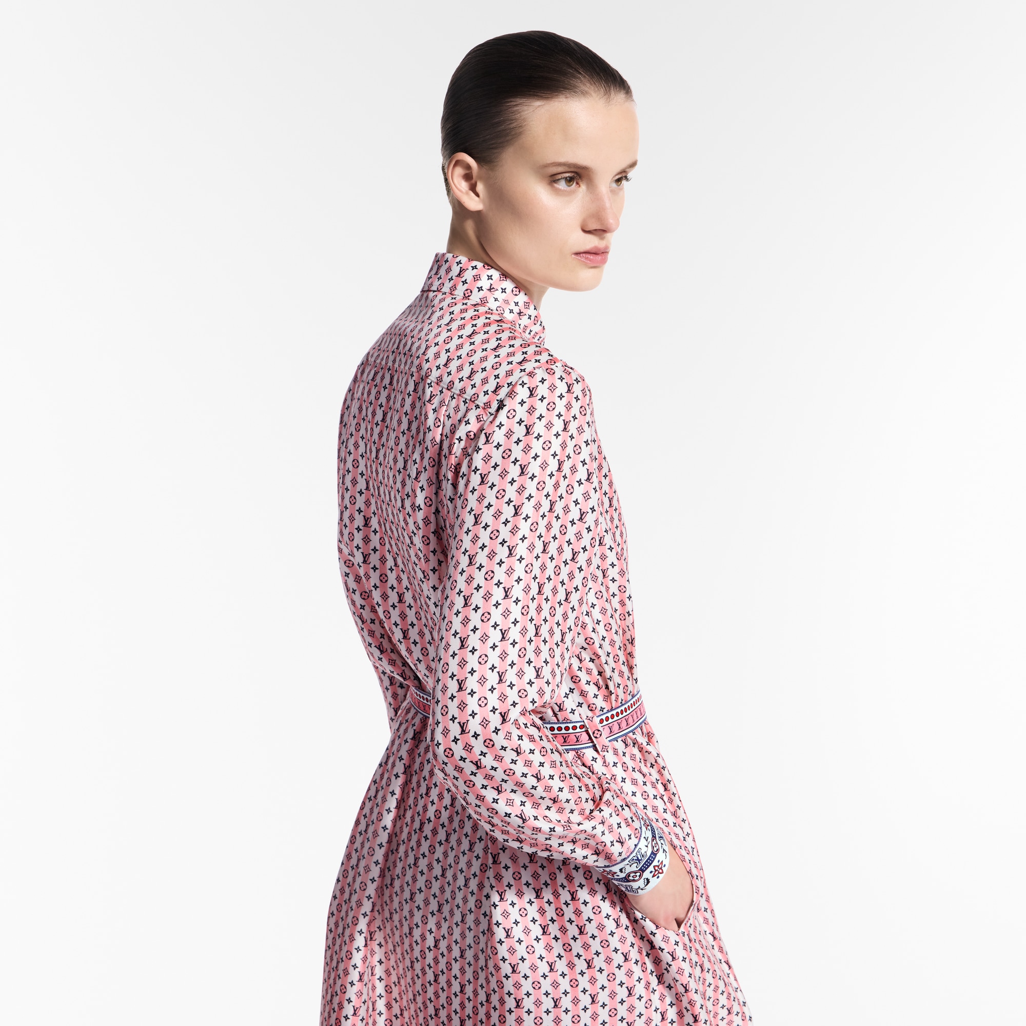 Vestido camisero con estampado de fular  Mujer Prêt-à-Porter Vestidos | LOUIS VUITTON (Zoom de producto)