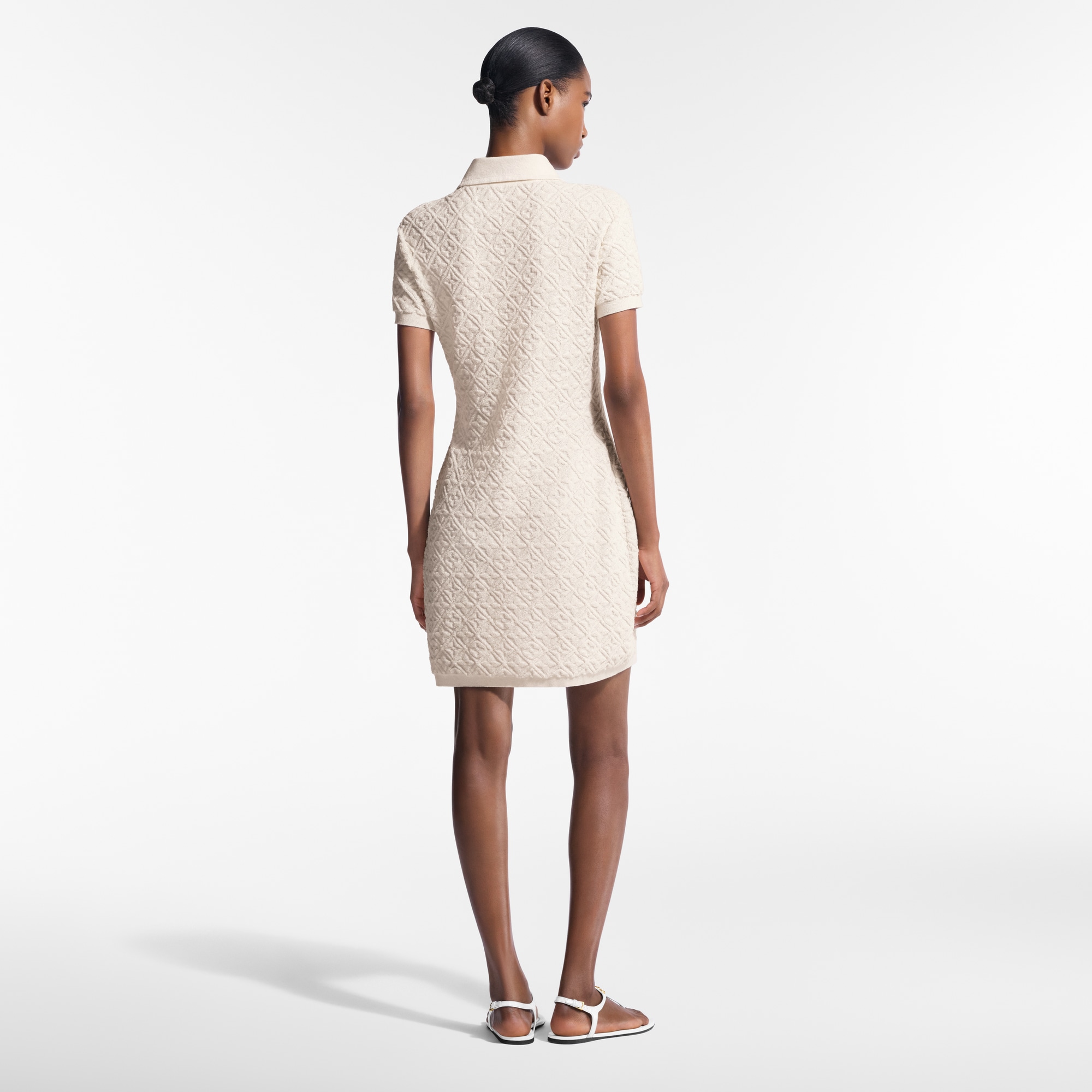 Vestido tipo polo de felpa con flor Monogram  Mujer Prêt-à-Porter Vestidos | LOUIS VUITTON (Zoom de producto)