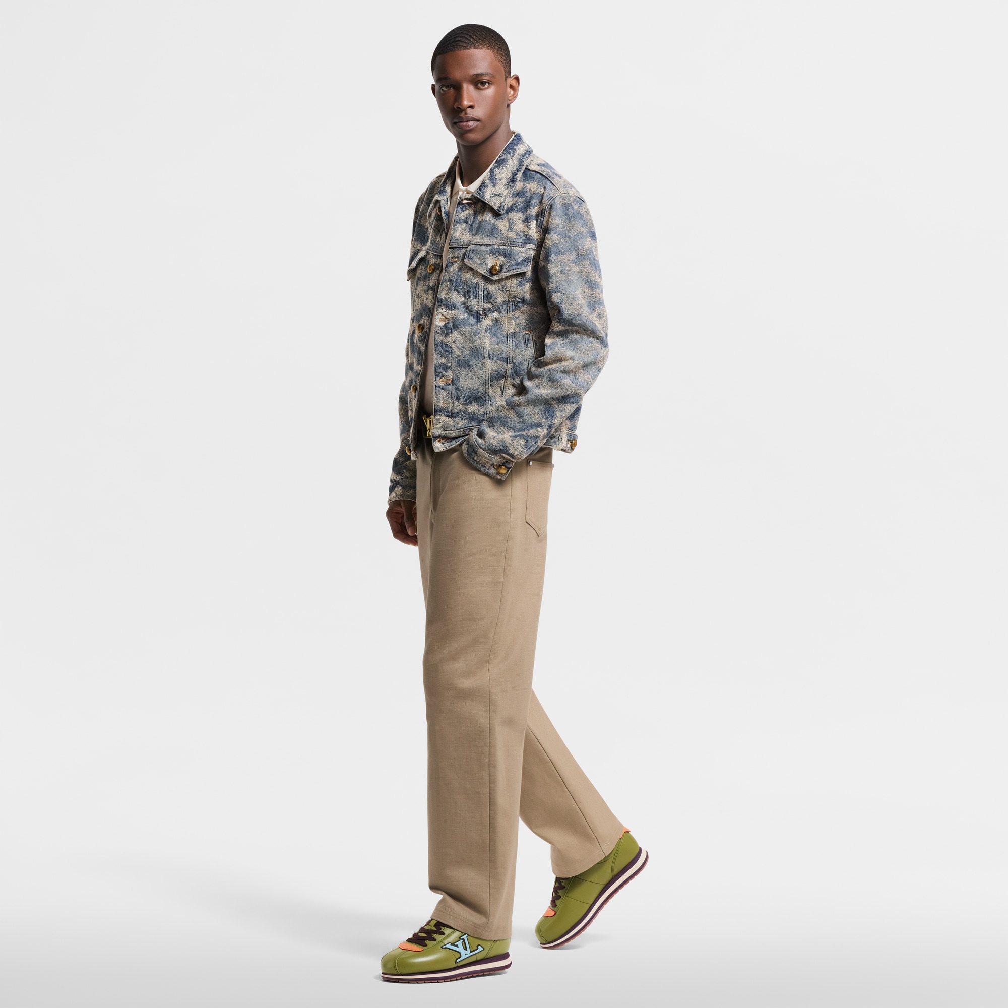 Zapatilla deportiva LV BUTTERSOFT  Hombre Zapatos Zapatillas | LOUIS VUITTON (Zoom de producto)