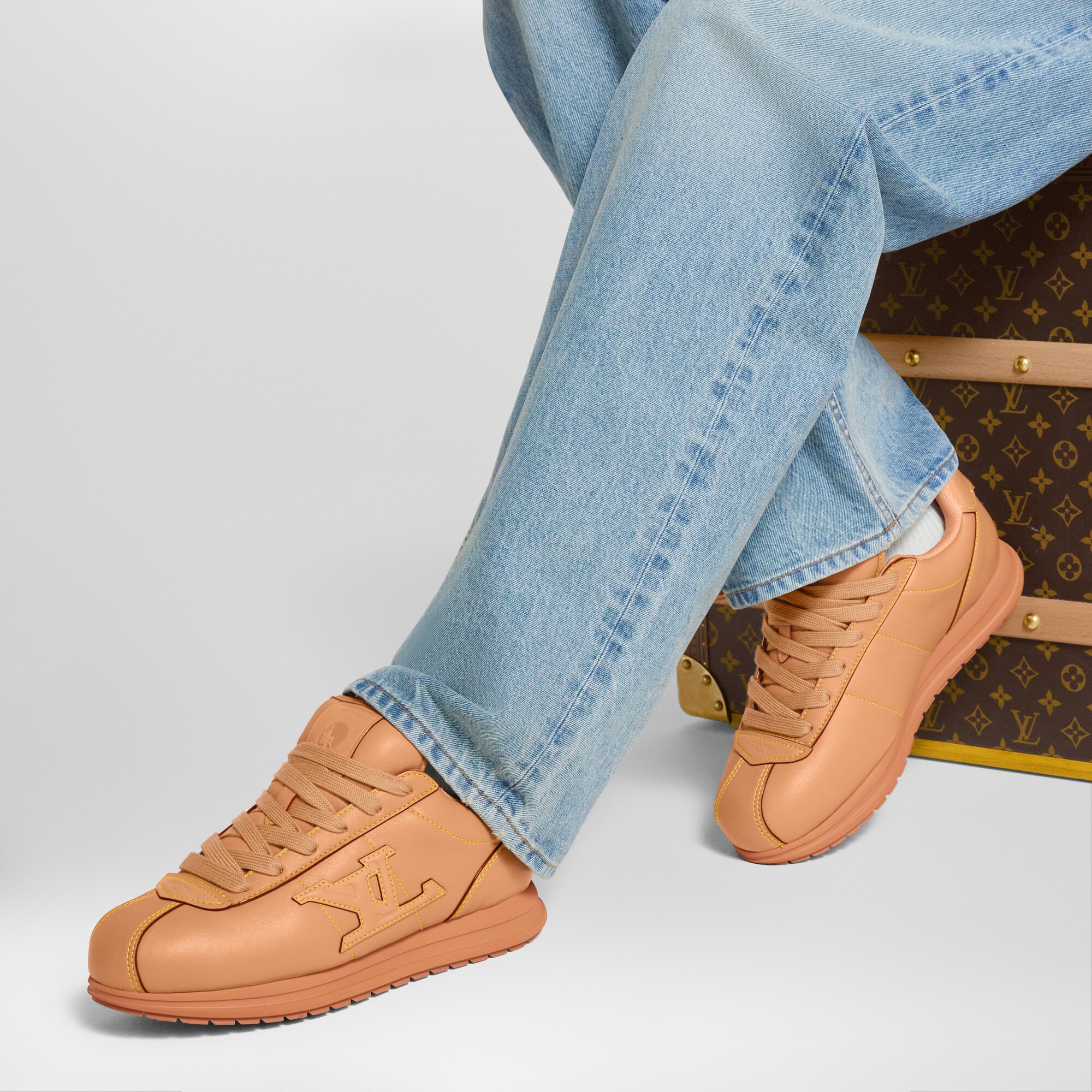 Zapatilla deportiva LV BUTTERSOFT  Hombre Zapatos Zapatillas | LOUIS VUITTON (Zoom de producto)