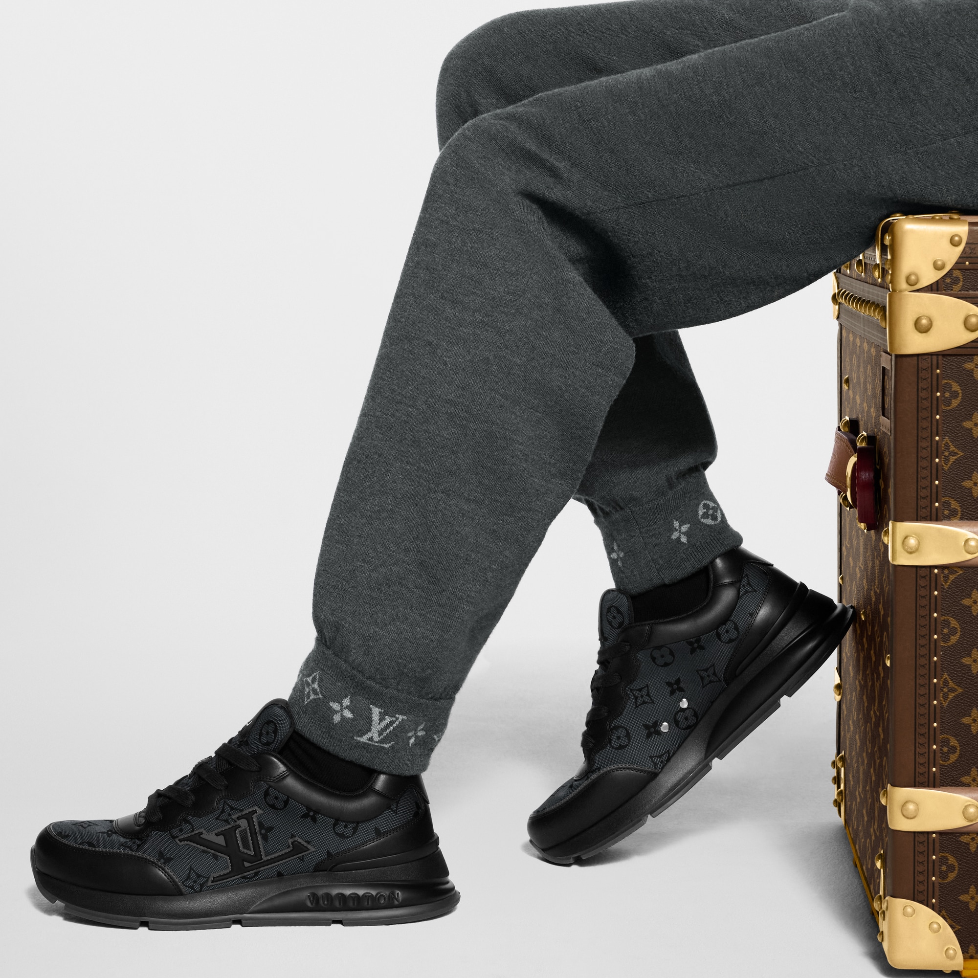 Zapatilla deportiva LV Classic  Hombre Zapatos Zapatillas | LOUIS VUITTON (Zoom de producto)