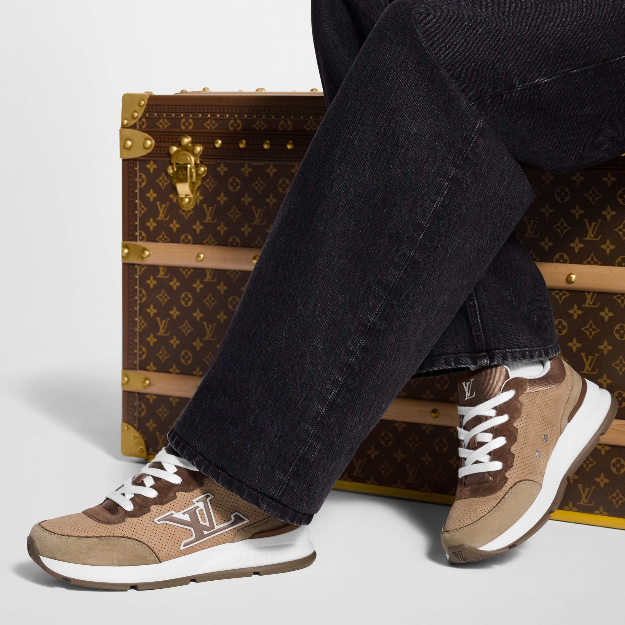 Zapatilla deportiva LV Classic  Hombre Zapatos Zapatillas | LOUIS VUITTON (Zoom de producto)