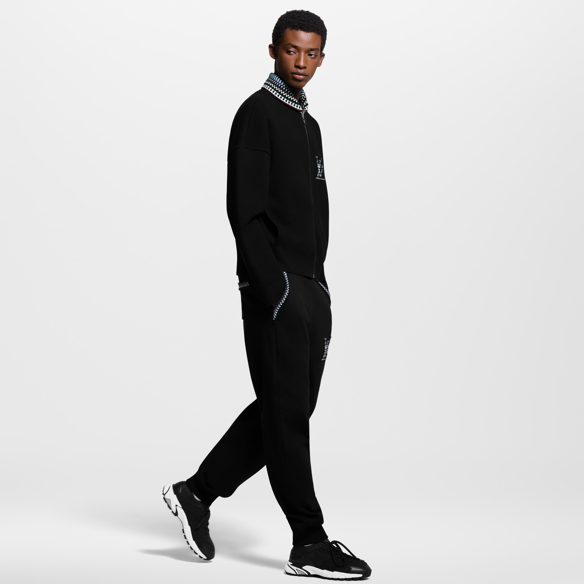 Zapatilla deportiva LV Runner Tatic  Hombre Zapatos Zapatillas | LOUIS VUITTON (Zoom de producto)