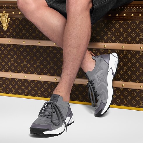 Zapatilla deportiva LV Runner Tatic Hombre Zapatos Zapatillas | LOUIS VUITTON (Zoom de producto)