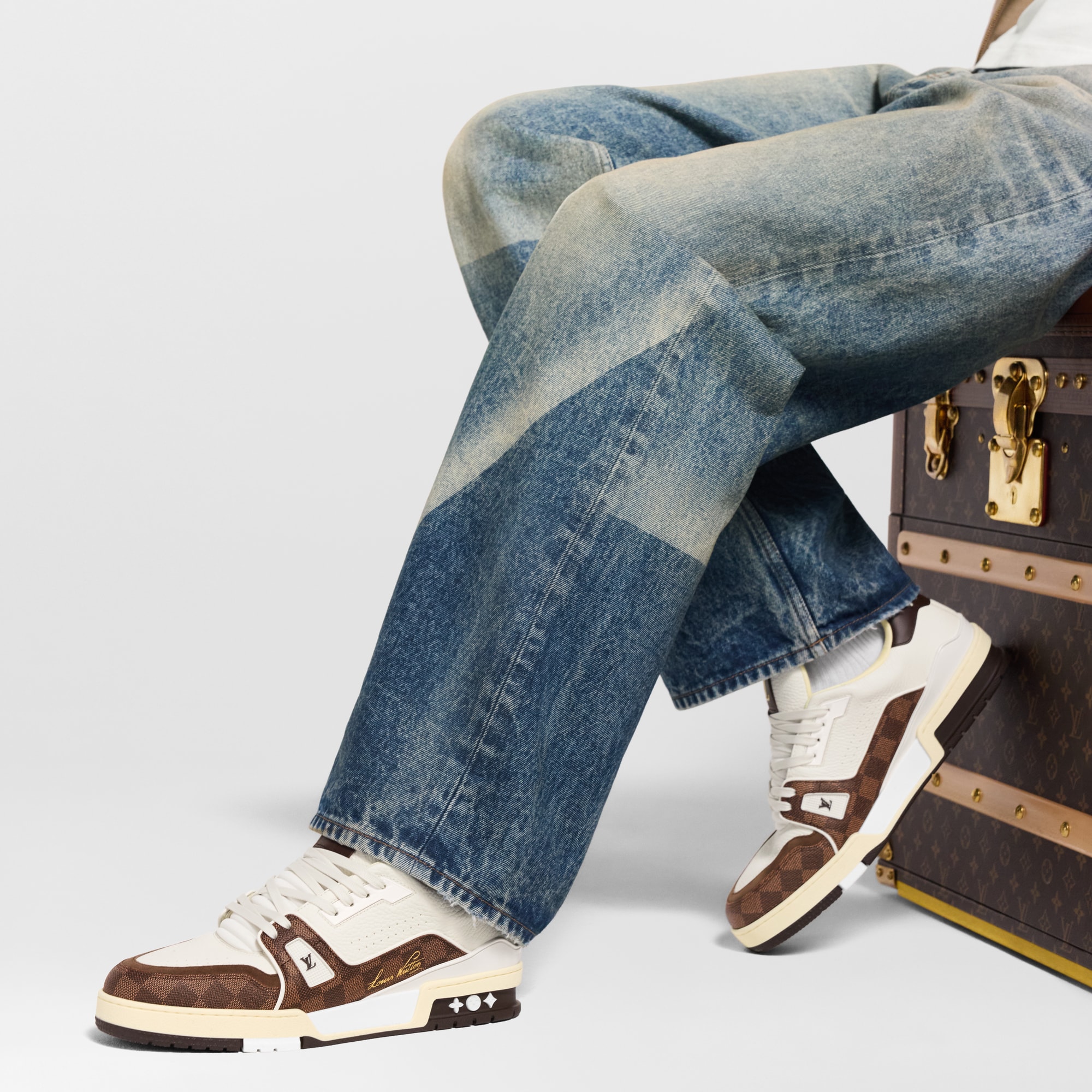 Zapatilla deportiva LV Trainer  Hombre Zapatos Zapatillas | LOUIS VUITTON (Zoom de producto)