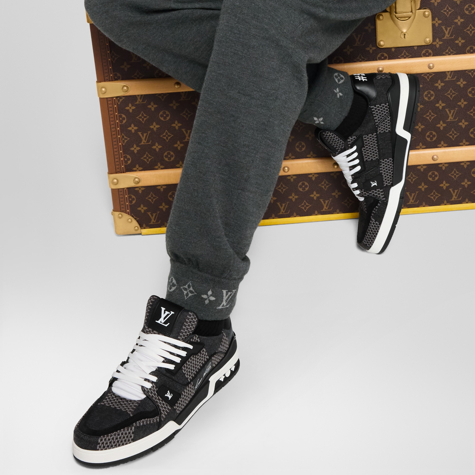 Zapatilla deportiva LV Trainer  Hombre Zapatos Todos los zapatos | LOUIS VUITTON (Zoom de producto)