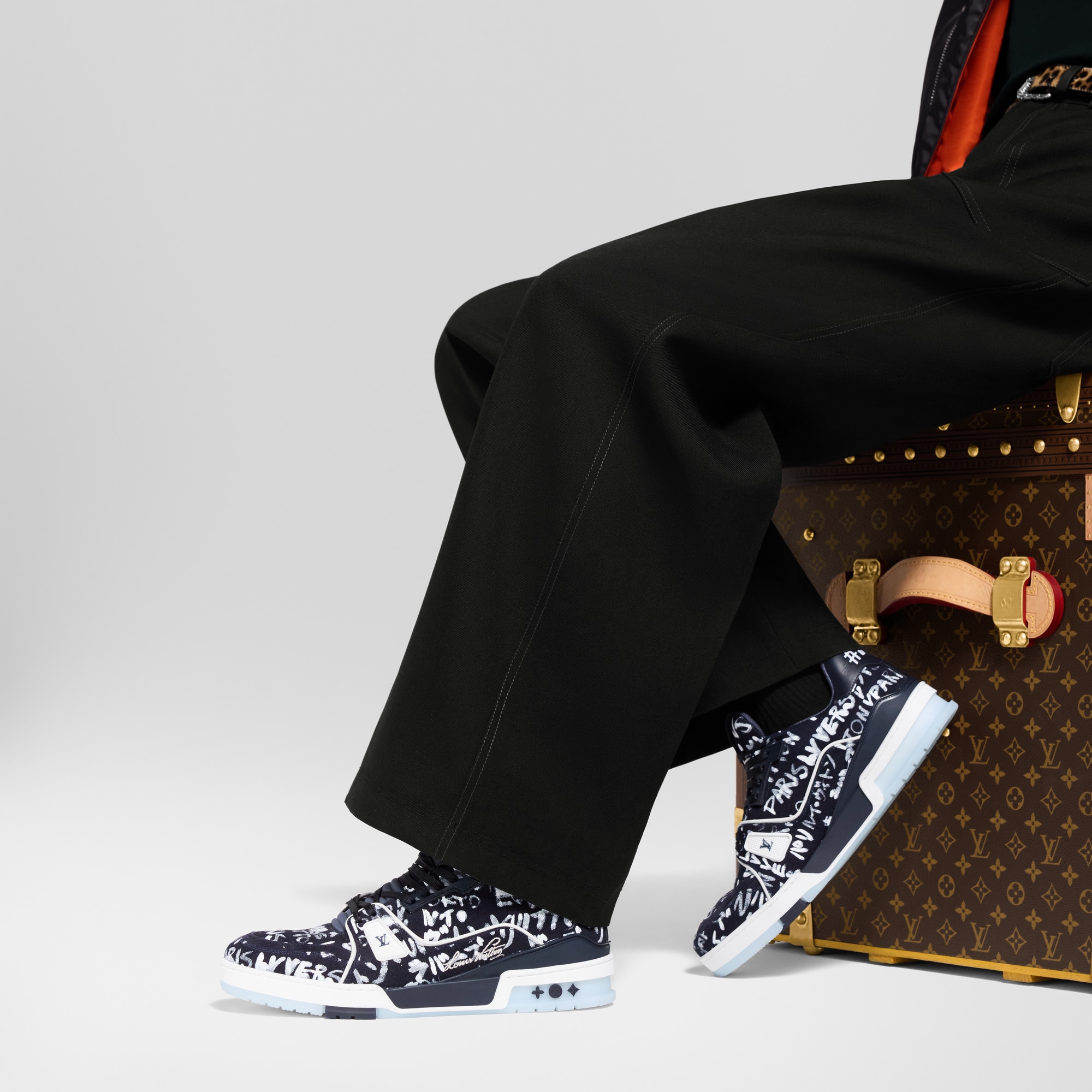 Zapatilla deportiva LV Trainer  Hombre Zapatos Zapatillas | LOUIS VUITTON (Zoom de producto)