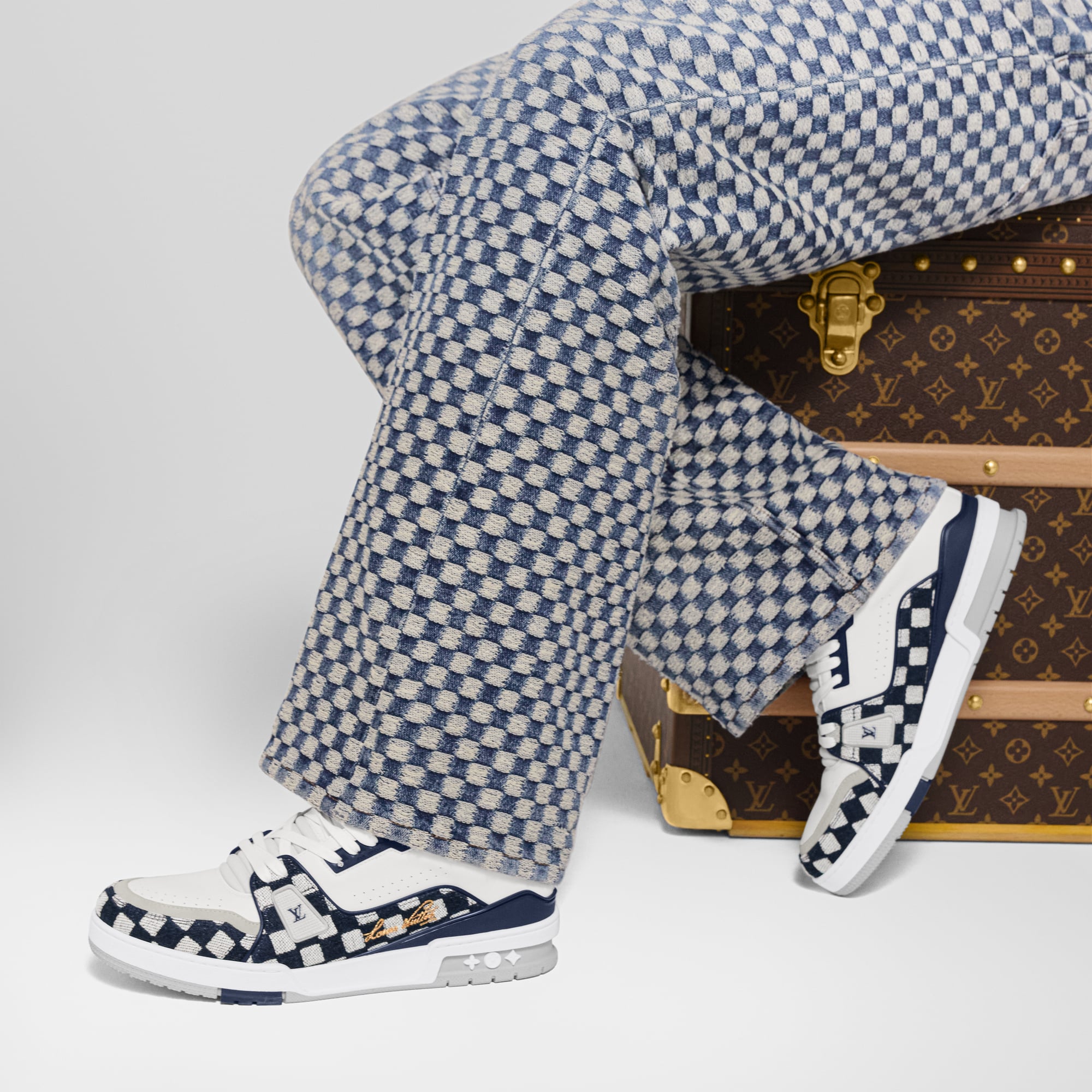 Zapatilla deportiva LV Trainer  Hombre Zapatos Zapatillas | LOUIS VUITTON (Zoom de producto)