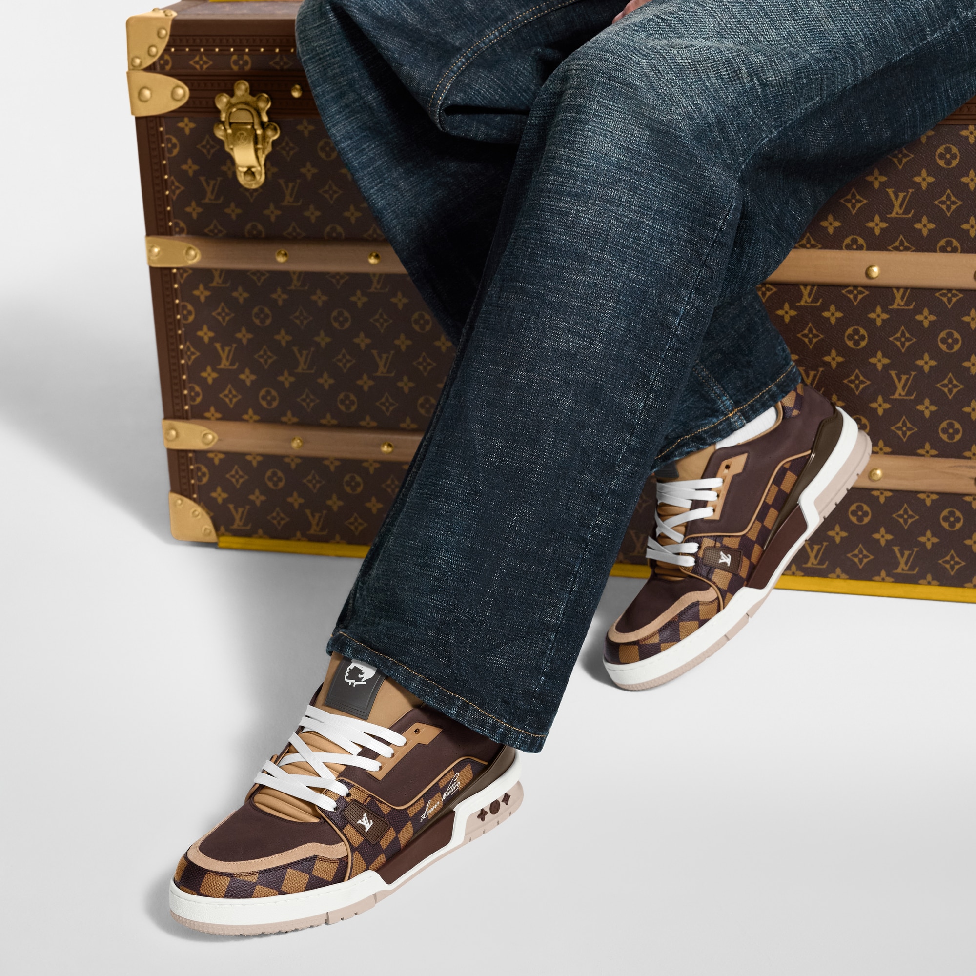 Zapatilla deportiva LV Trainer  Hombre Zapatos Zapatillas | LOUIS VUITTON (Zoom de producto)