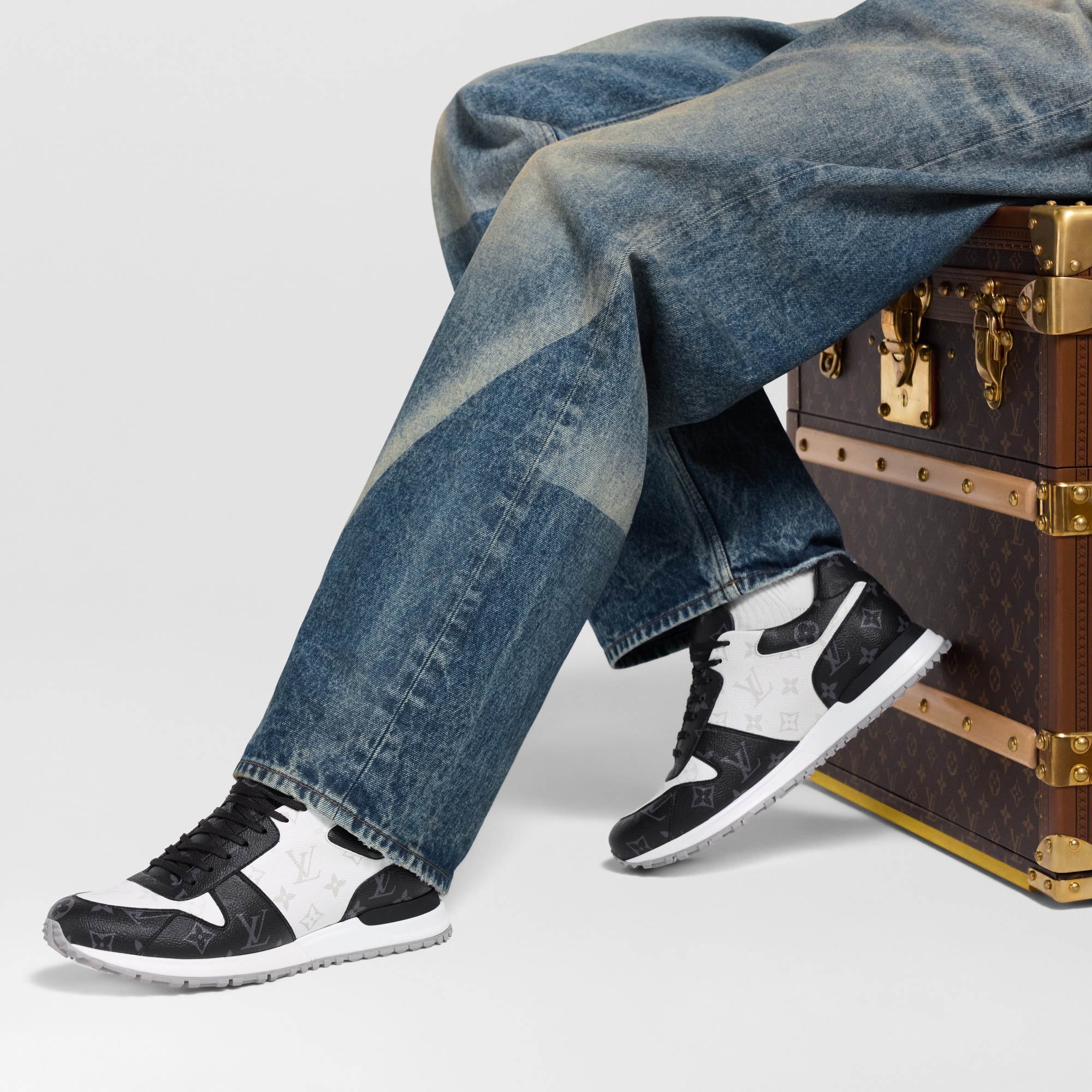Zapatilla deportiva Run Away  Hombre Zapatos Zapatillas | LOUIS VUITTON (Zoom de producto)