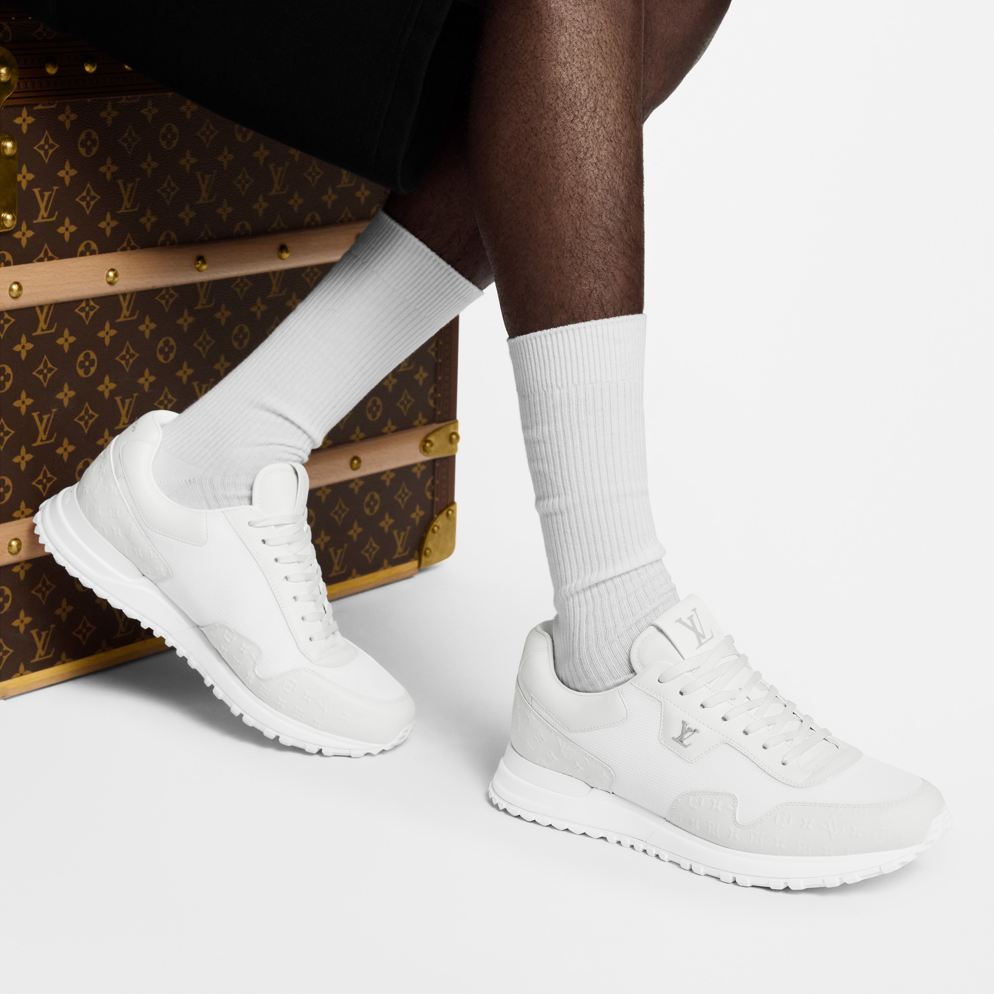 Zapatilla deportiva Run Away  Hombre Zapatos Zapatillas | LOUIS VUITTON (Zoom de producto)