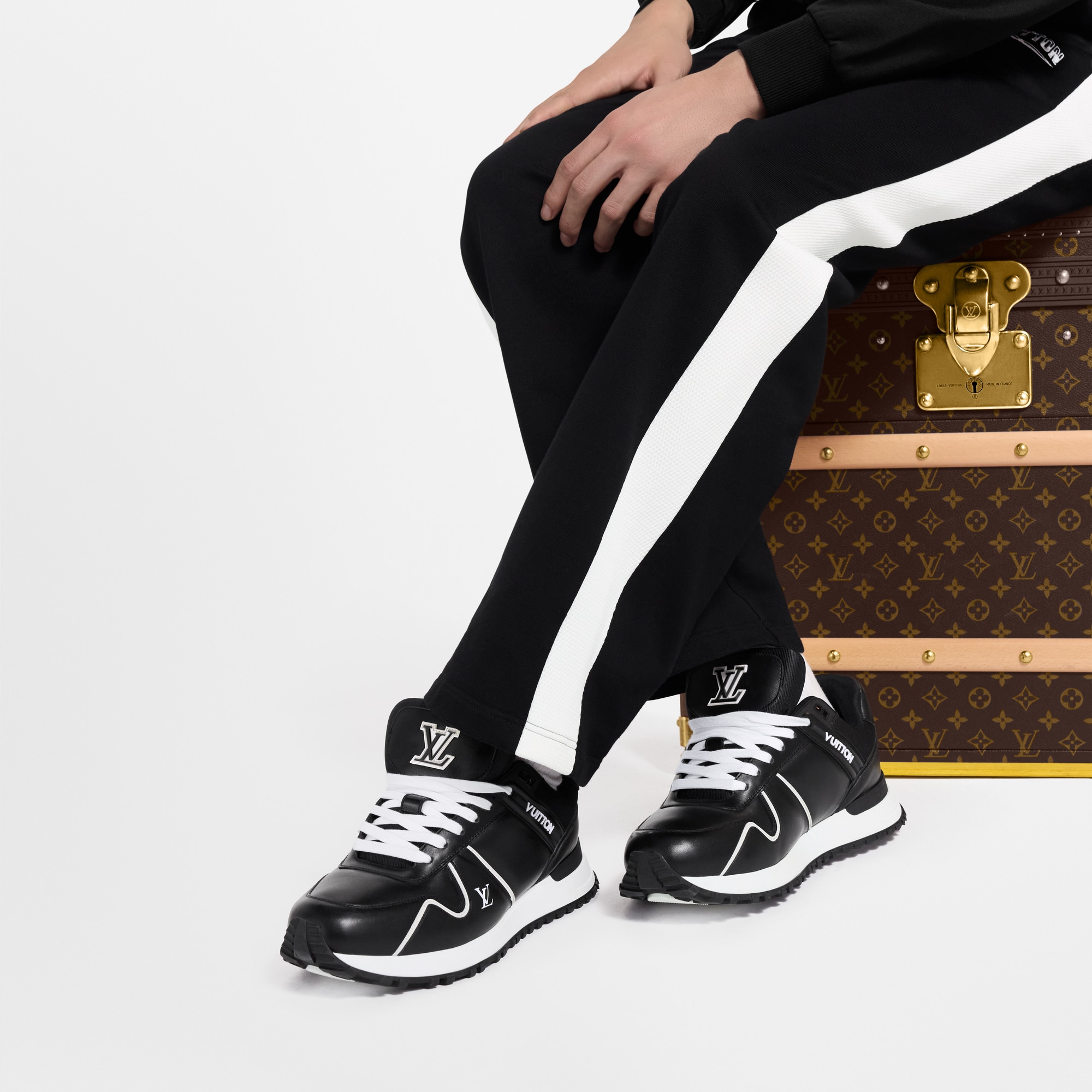 Zapatilla deportiva Run Away Maxi  Hombre Zapatos Zapatillas | LOUIS VUITTON (Zoom de producto)